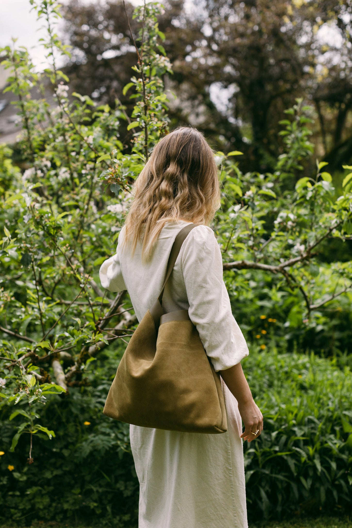 Market suede tote