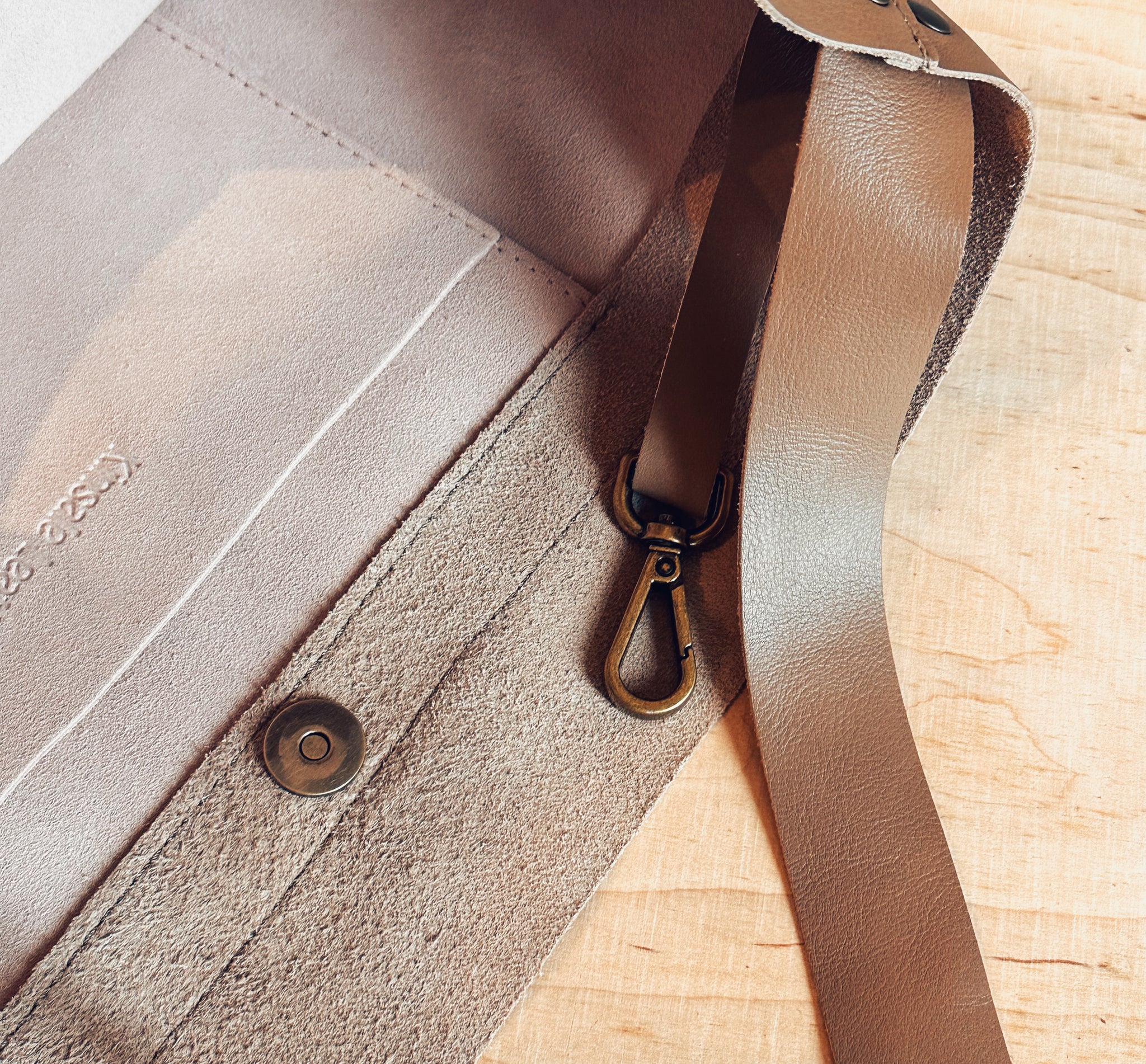 Suede Market Tote – Kinsale Leather